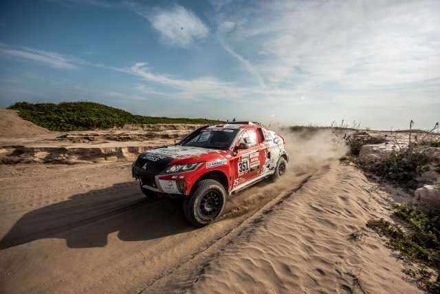 Eclipse Cross Dakar 2019